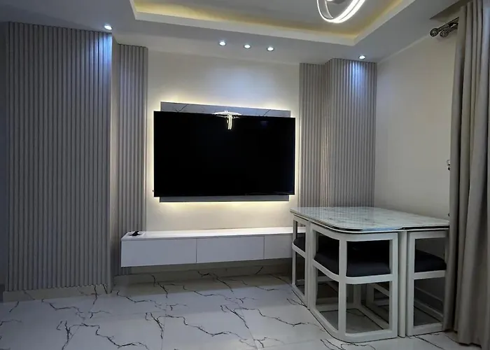 Luxury Poolside Escape 2br Ground Floor Hurghada