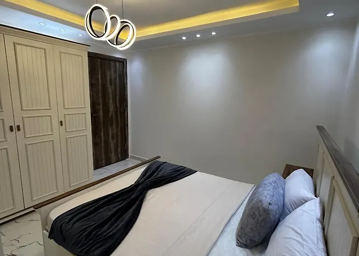 Apartment Luxury Poolside Escape 2br Ground Floor Hurghada
