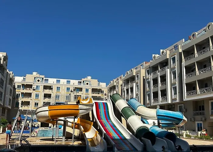 Apartment Luxury Poolside Escape 2br Ground Floor Hurghada
